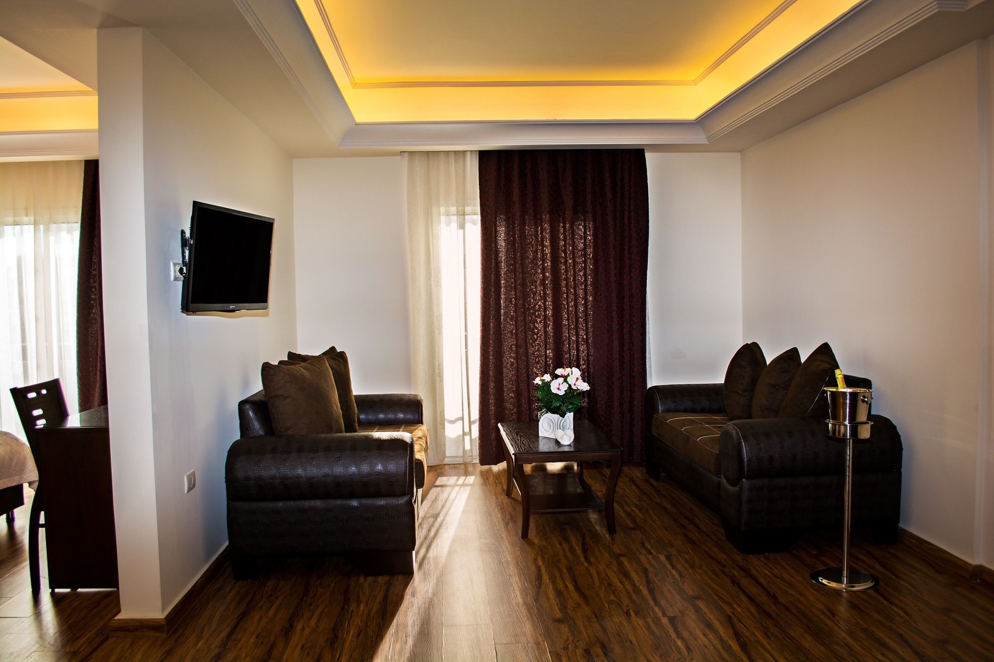 Al Murjan Palace Hotel Джуния Екстериор снимка